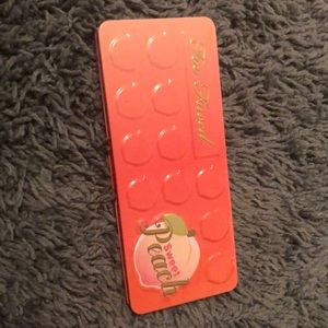 Too faced sweet peach